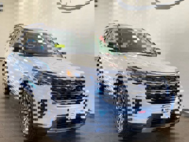 New 2026 Ford Explorer Active w/ Active Comfort Package image 2