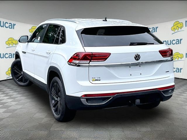 Used 2023 Volkswagen Atlas Cross Sport SE AWD/4WD image 2
