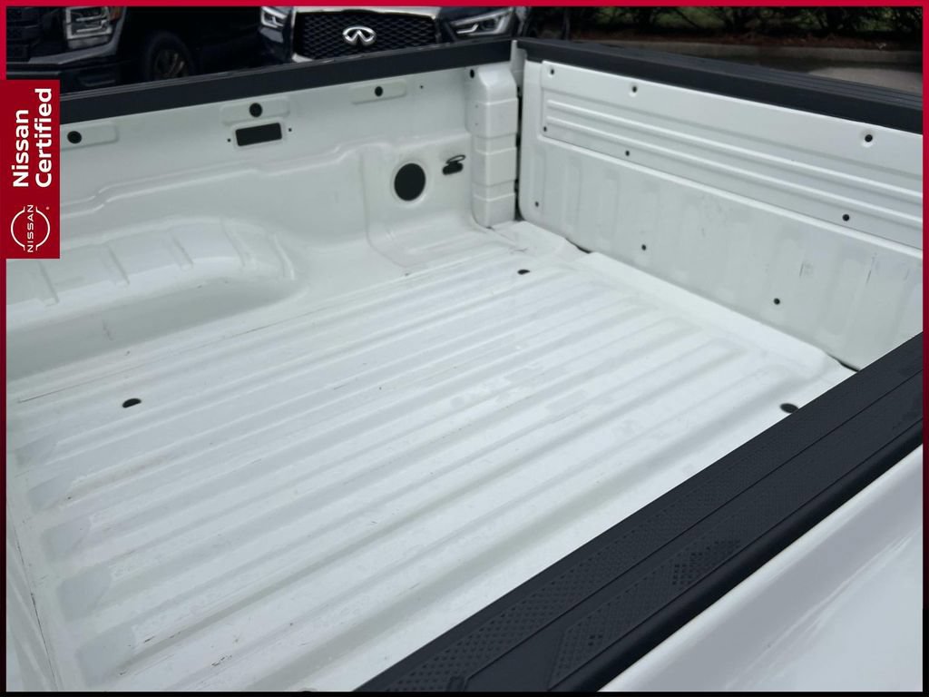 Certified 2025 Nissan Frontier PRO-4X AWD/4WD image 12