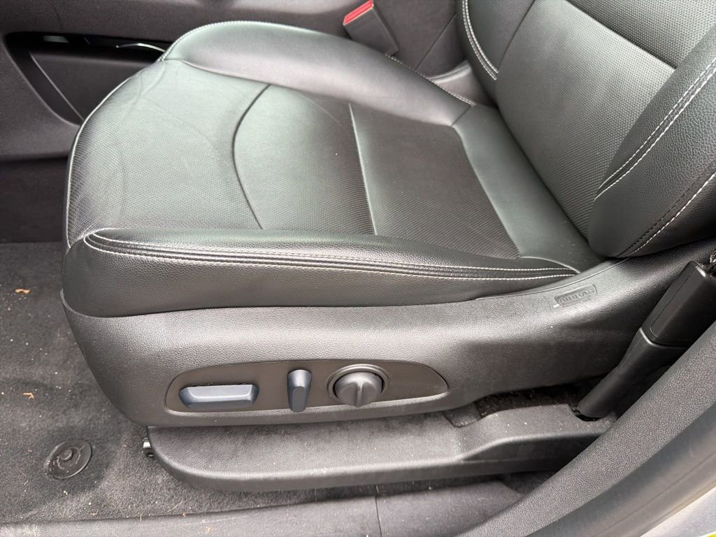 Certified 2024 GMC Terrain SLT image 53