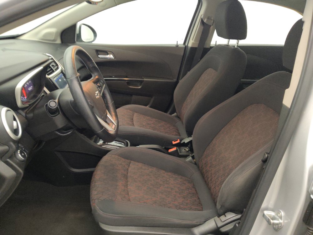 Used 2019 Chevrolet Sonic LT w/ RS Package FWD image 17