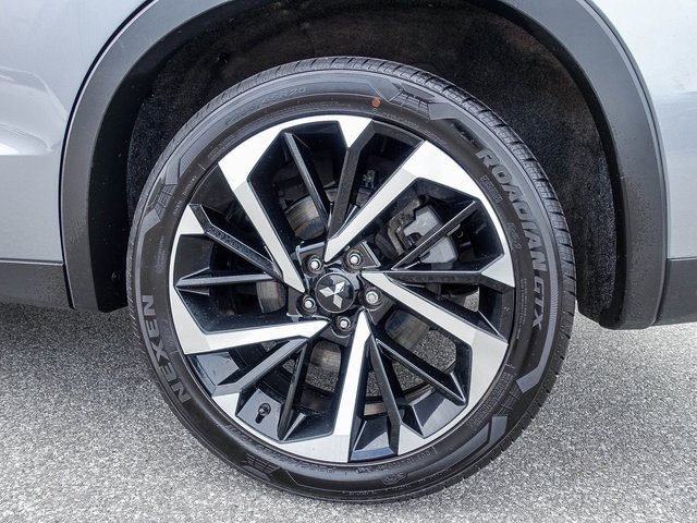 Used 2022 Mitsubishi Outlander SE image 15