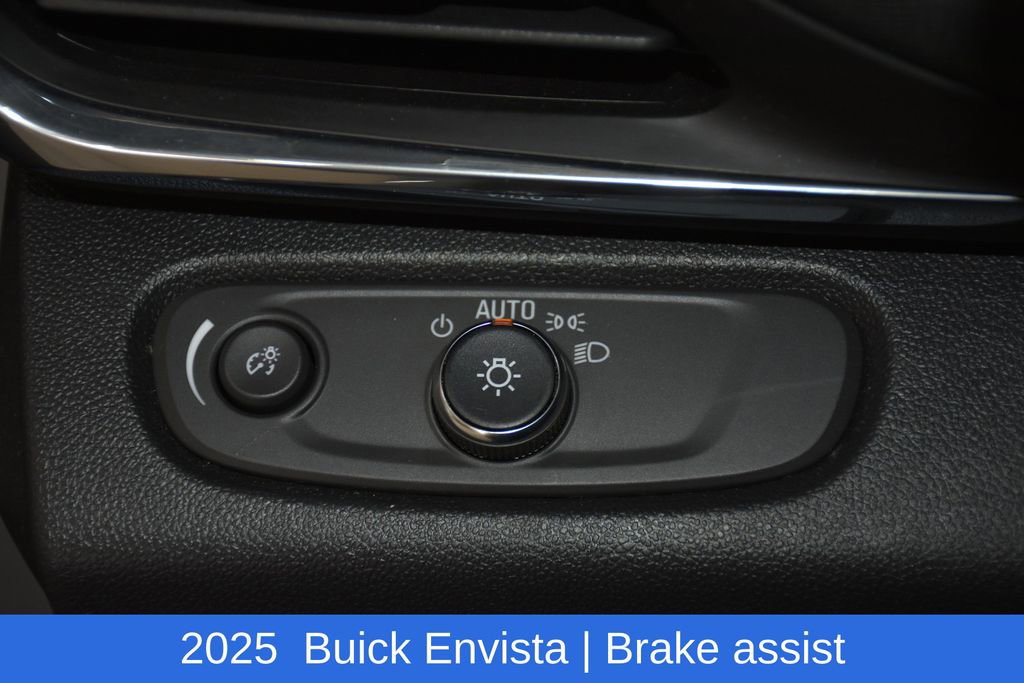 Used 2025 Buick Envista Sport Touring FWD image 9