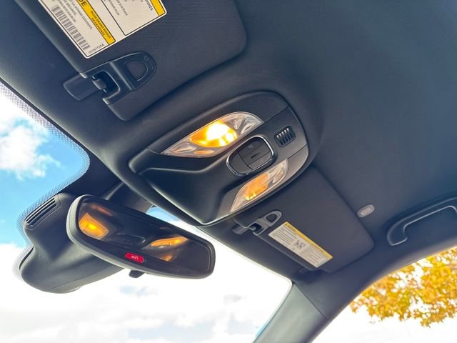 Used 2024 Jeep Compass Latitude image 18