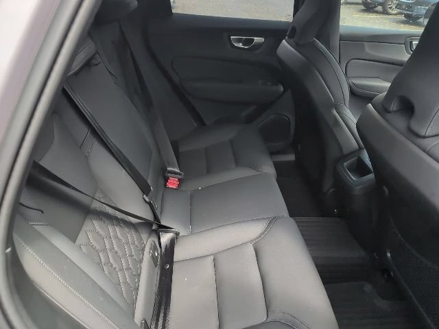 Used 2026 Volvo XC60 B5 Plus AWD/4WD image 14