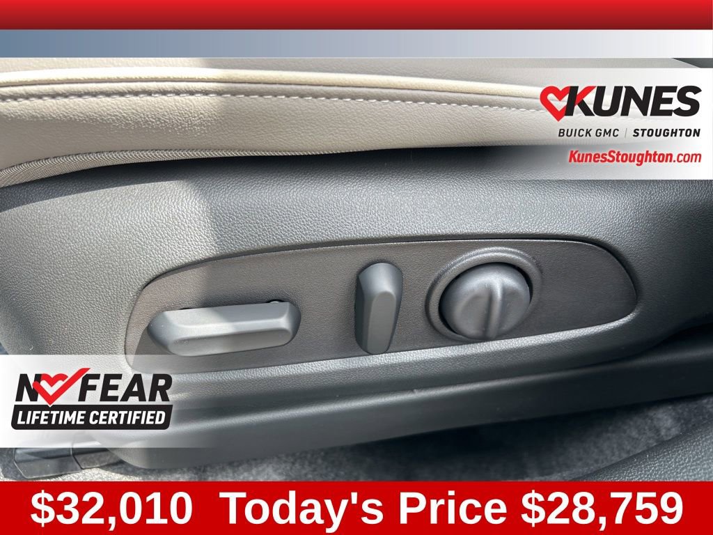 New 2025 Buick Envista Avenir image 24