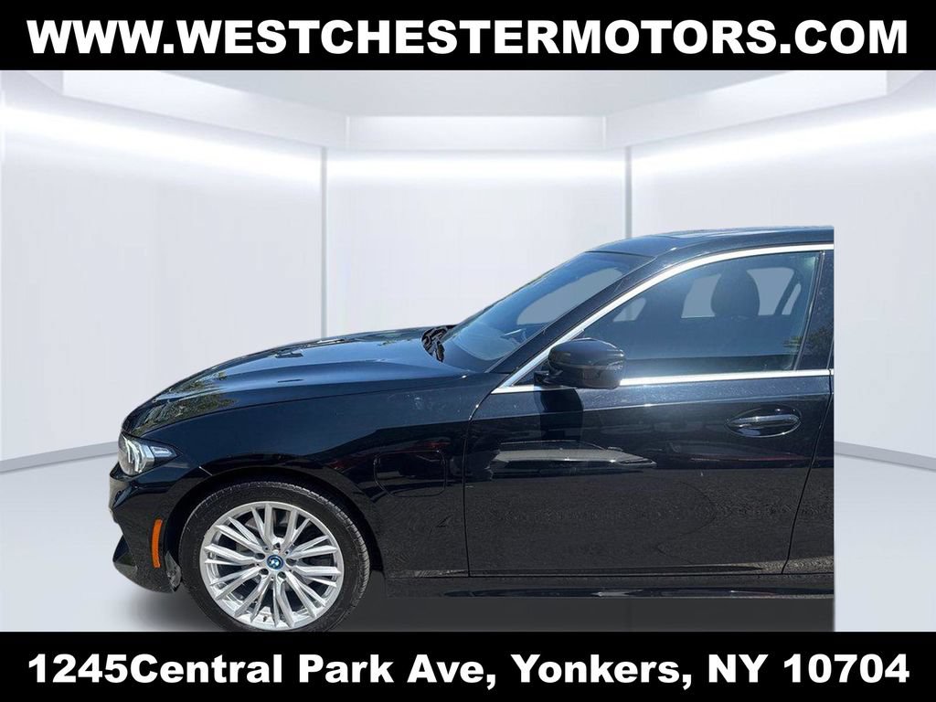 Used 2024 BMW 330e xDrive AWD/4WD image 9