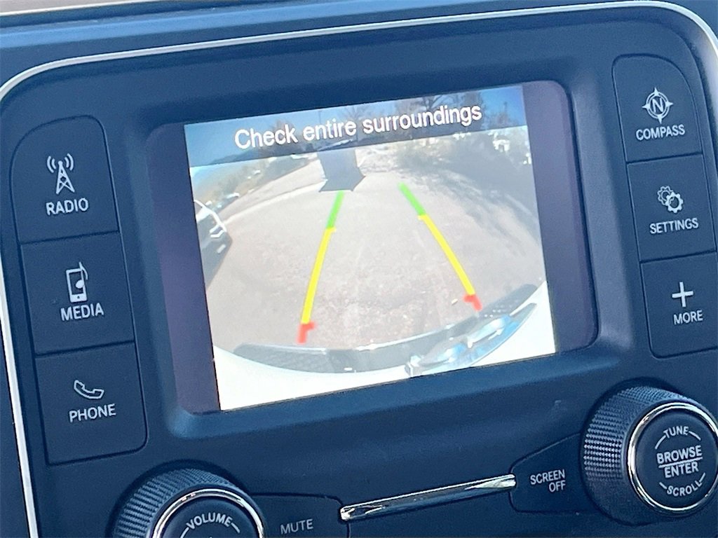 Used 2022 RAM 1500 Classic SLT image 13