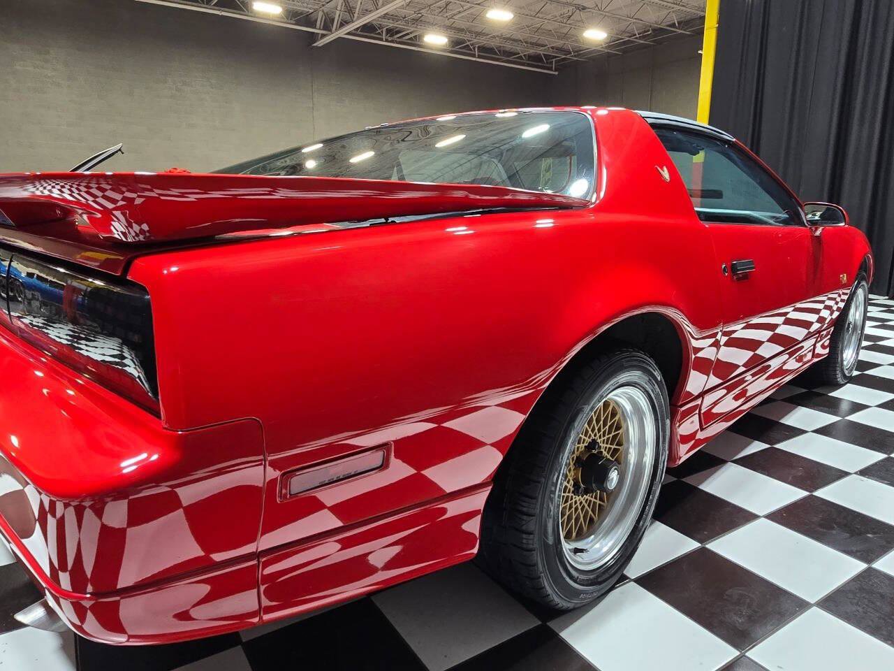 Used 1987 Pontiac Firebird Trans Am image 36