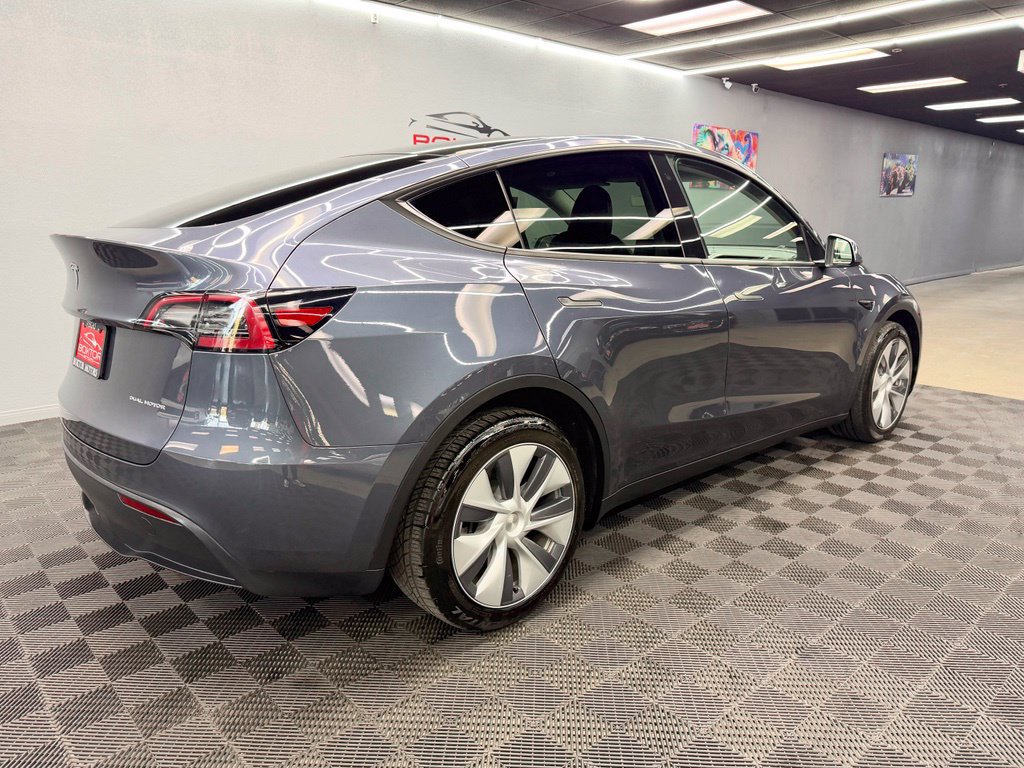 Used 2023 Tesla Model Y Long Range AWD/4WD image 15