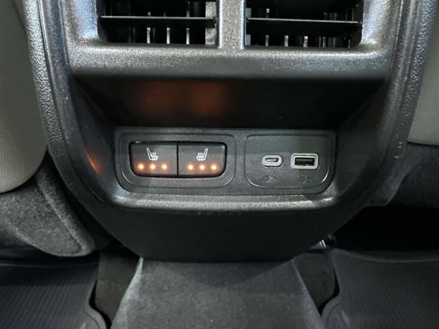 Used 2020 Cadillac XT4 Premium Luxury w/ Cold Weather Package image 33