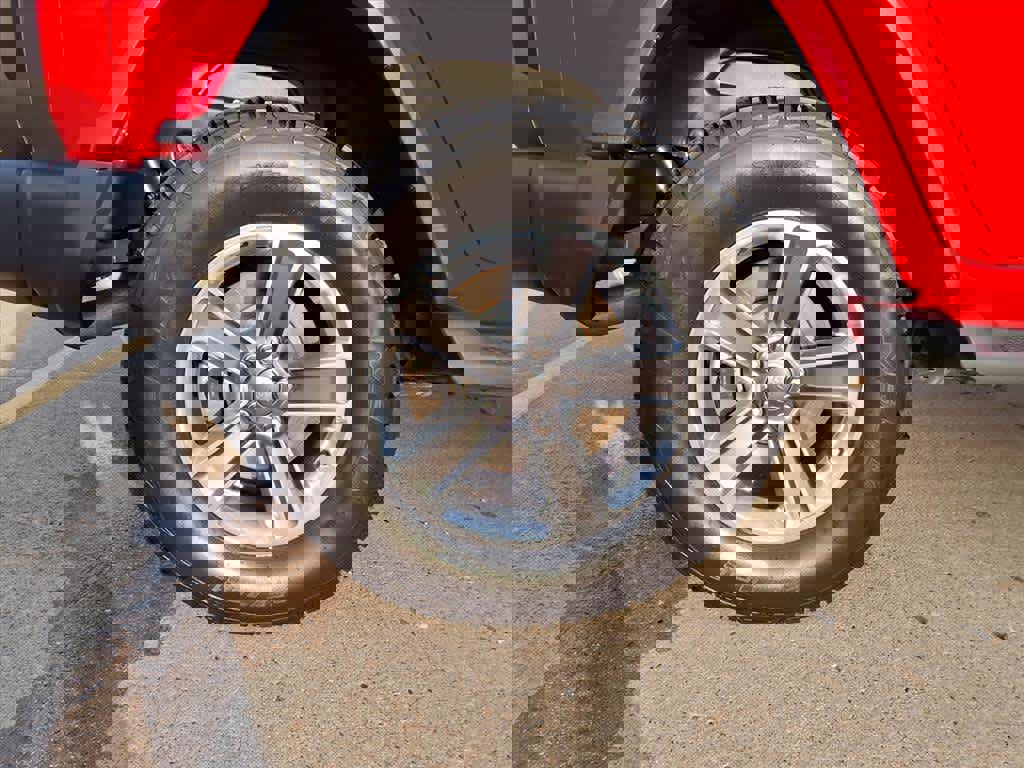 Used 2018 Jeep Wrangler Unlimited Sahara image 9