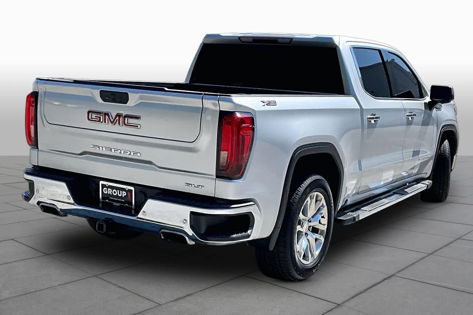 Used 2019 GMC Sierra 1500 SLT w/ SLT Premium Plus Package AWD/4WD image 12