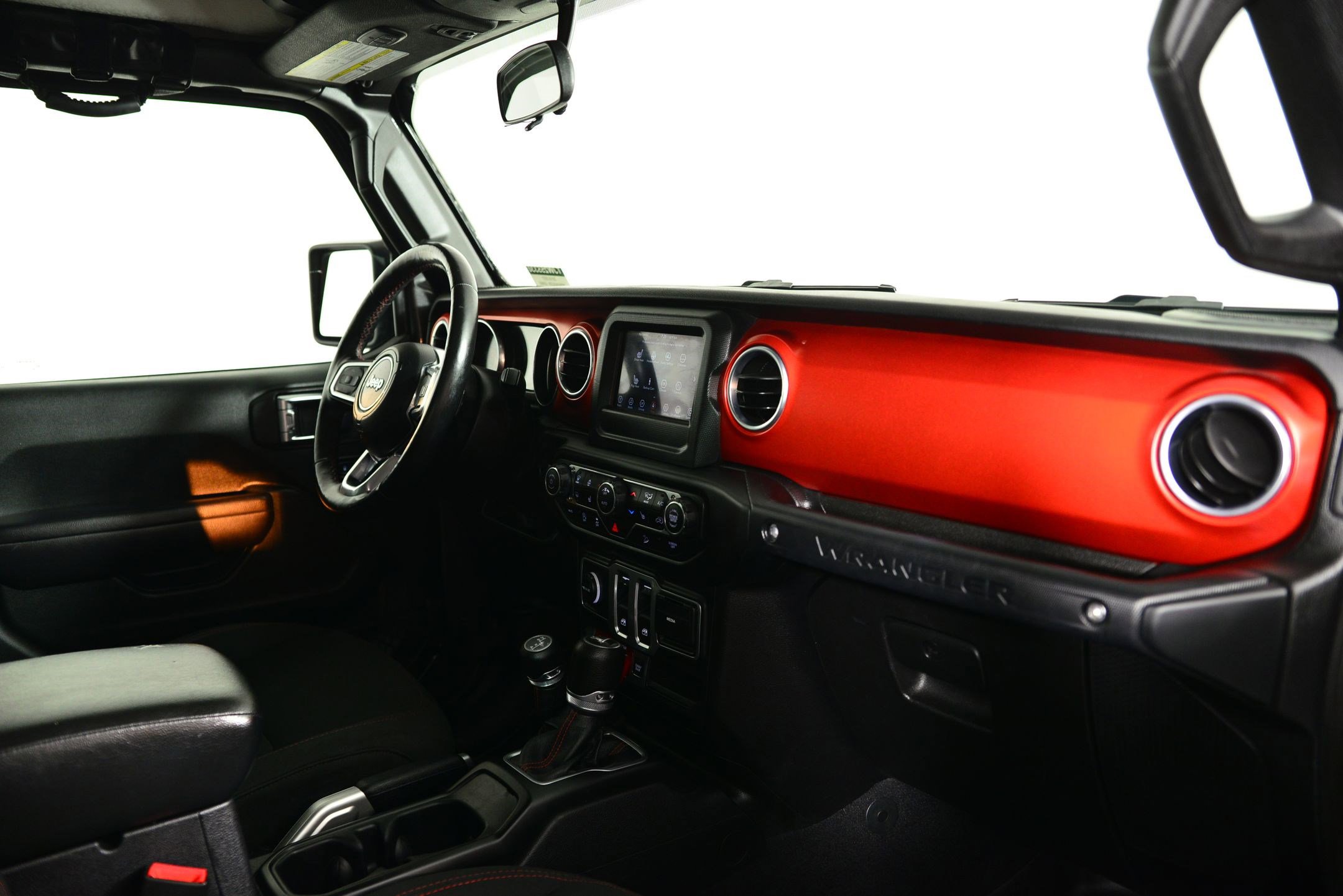 Used 2018 Jeep Wrangler Rubicon w/ Cold Weather Group image 22