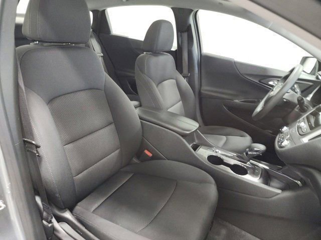 Used 2023 Chevrolet Malibu LT image 17