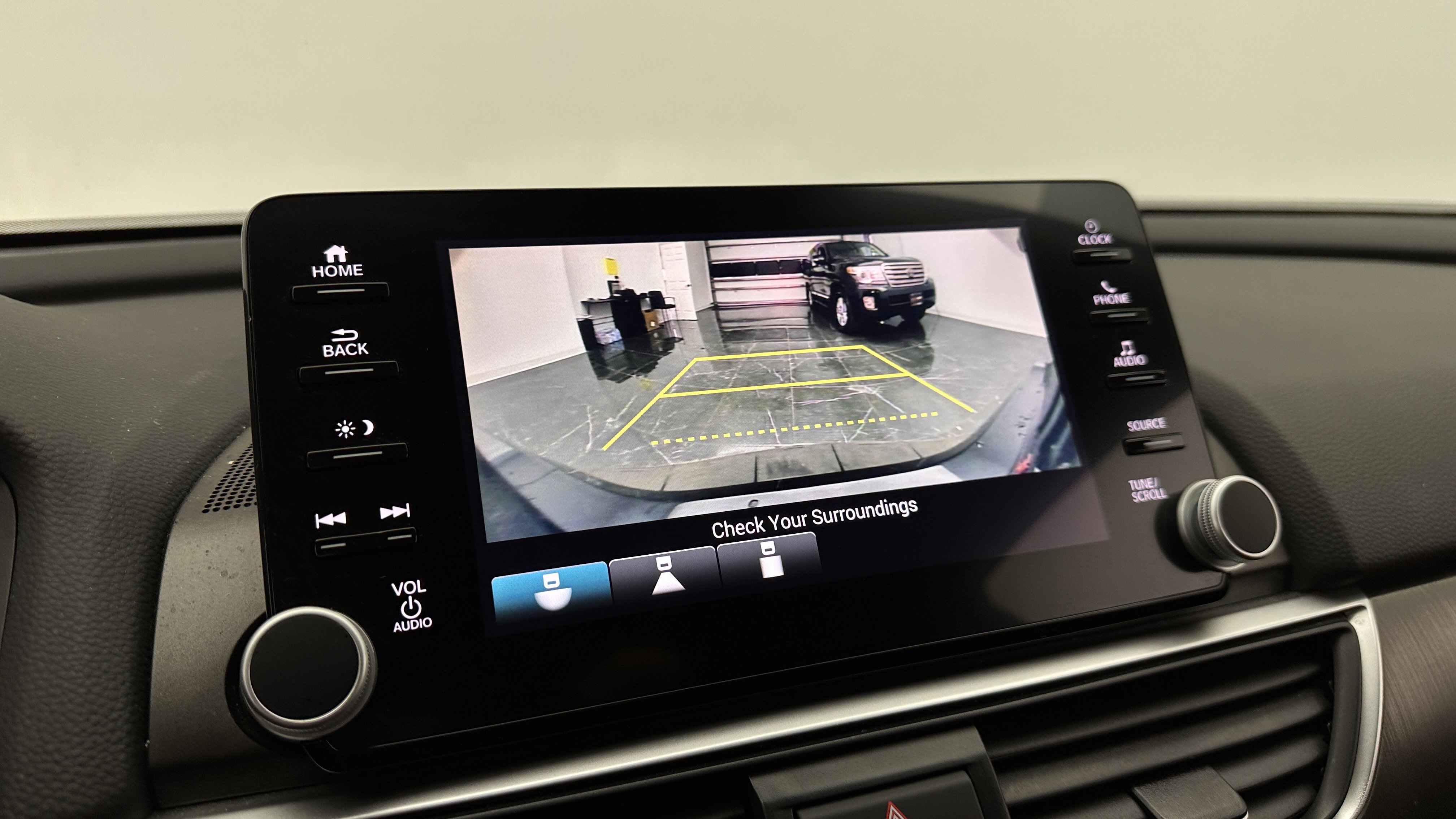 Used 2021 Honda Accord LX image 16
