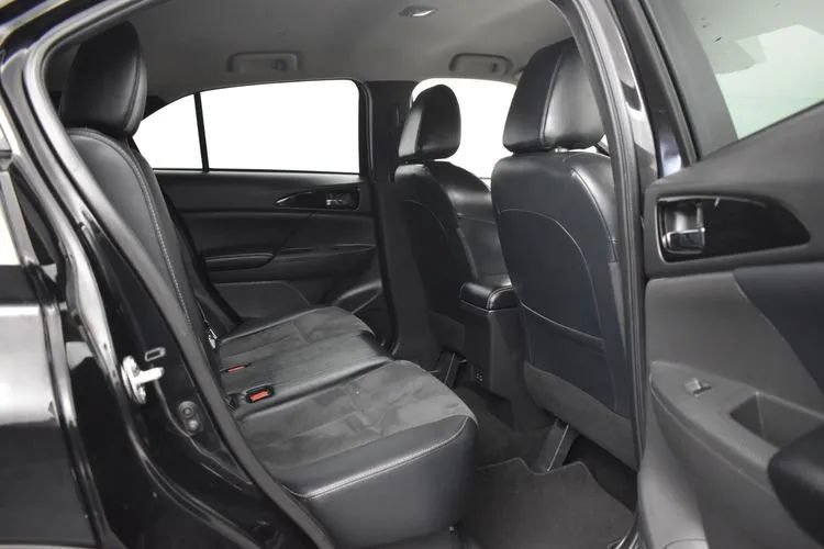 Used 2024 Mitsubishi Eclipse Cross SE AWD/4WD image 18