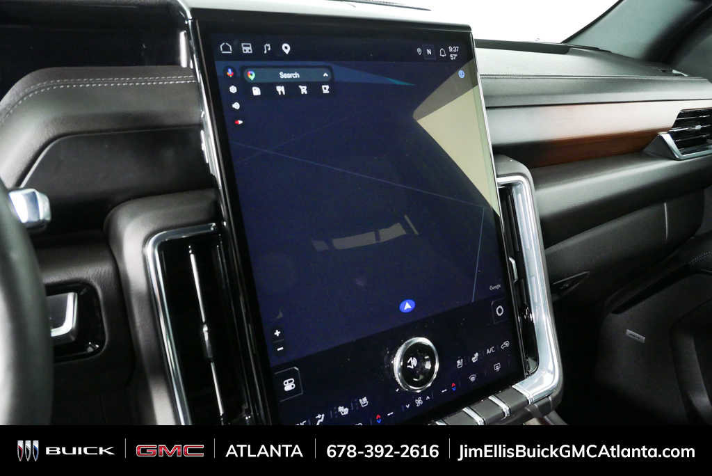 Used 2025 GMC Yukon Denali AWD/4WD image 16
