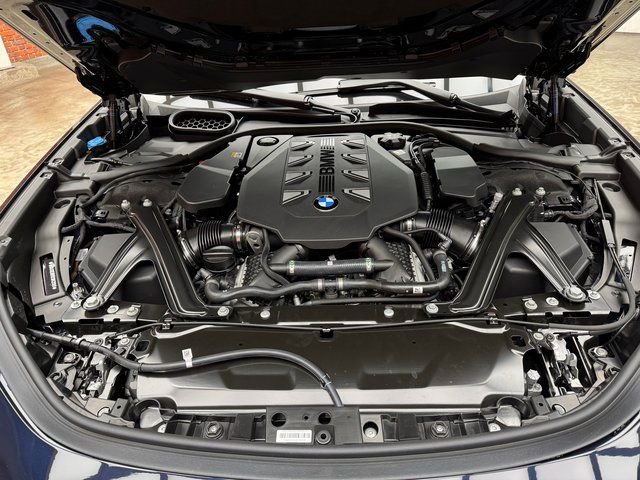 Used 2026 BMW 760i xDrive image 29