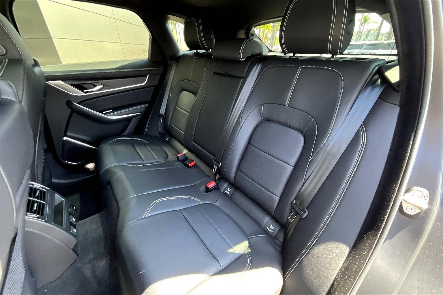 New 2026 Jaguar F-PACE R-Dynamic S image 10