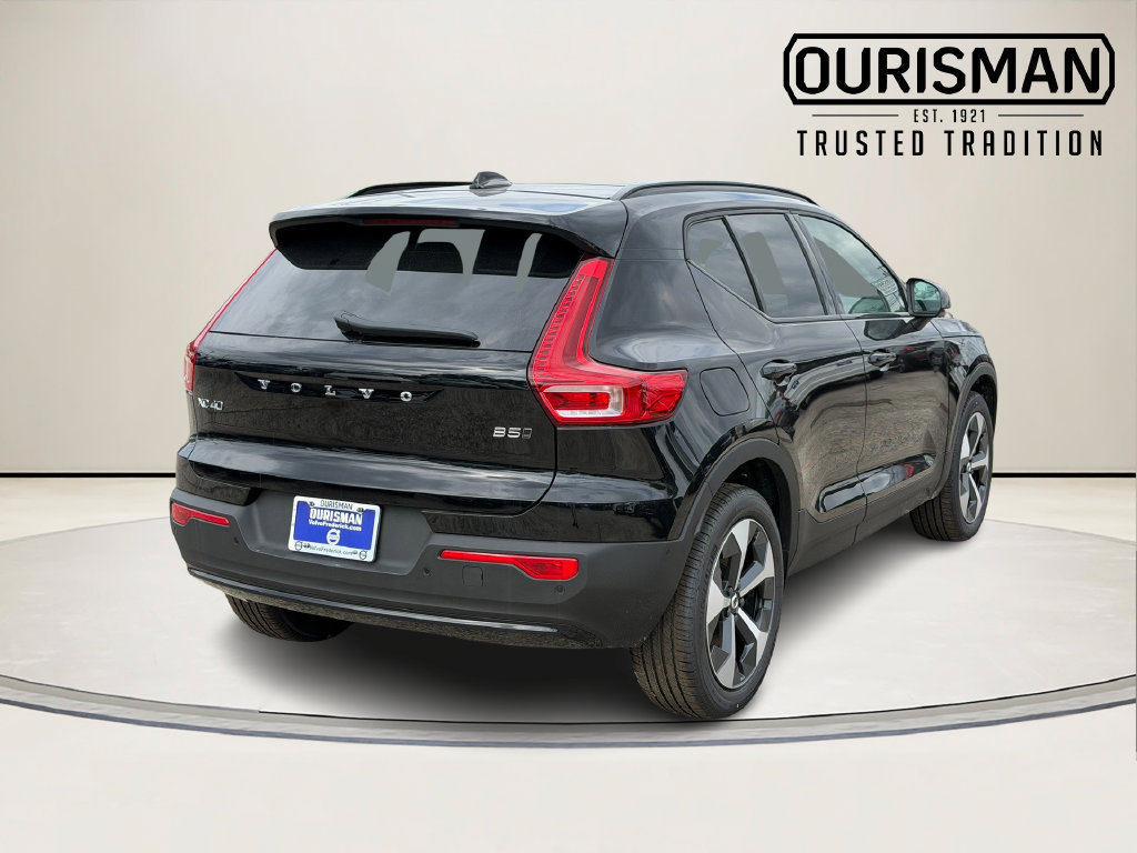 New 2026 Volvo XC40 B5 Plus w/ Climate Package AWD/4WD image 3