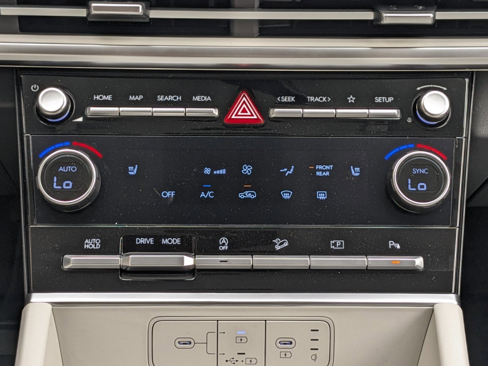 New 2026 Hyundai Santa Fe SEL image 25