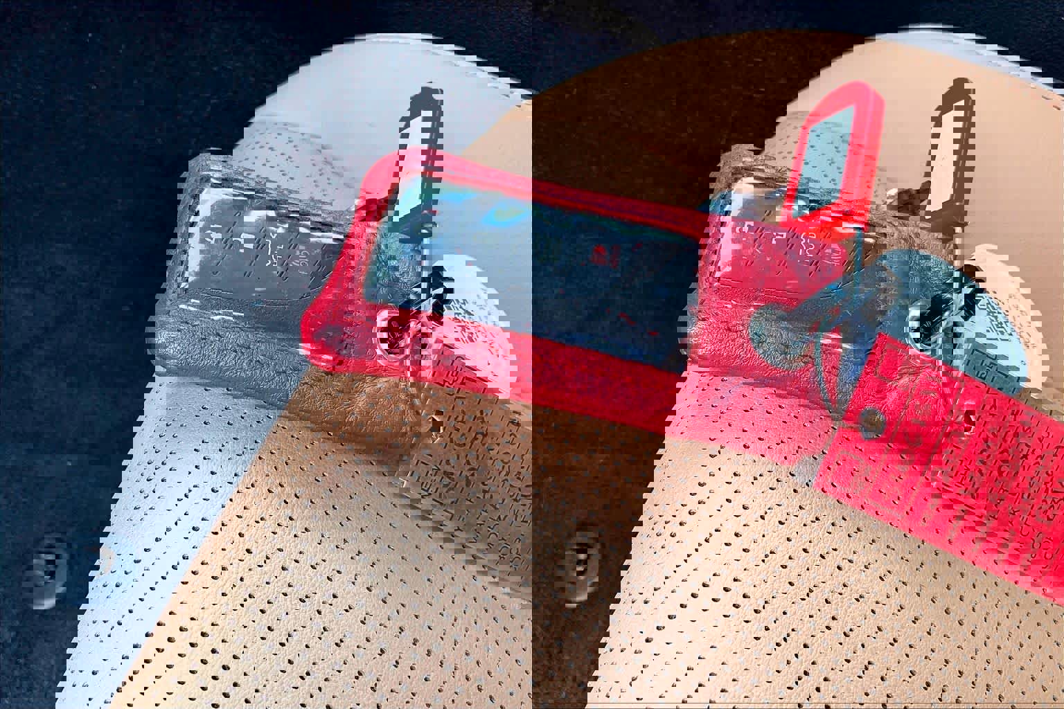 Certified 2025 Lexus ES 300h w/ Premium Package image 15