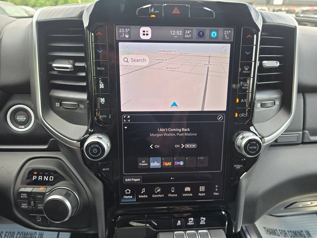 New 2026 RAM 1500 Big Horn AWD/4WD image 17