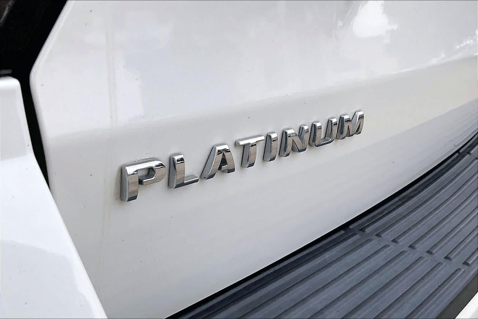 Used 2020 Ford Expedition Max Platinum AWD/4WD image 8