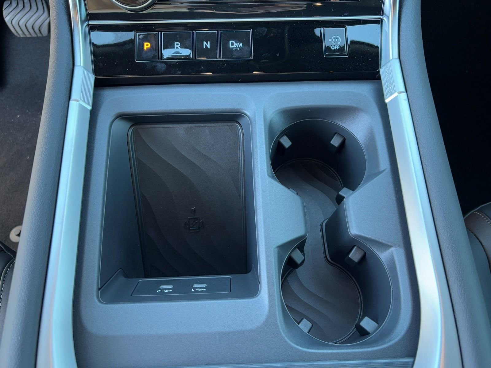 New 2026 Nissan Armada SL w/ Captain's Chari Seat Package image 27