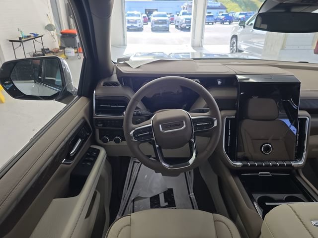 New 2026 GMC Yukon XL Denali w/ Sun & Power Step Package AWD/4WD image 12