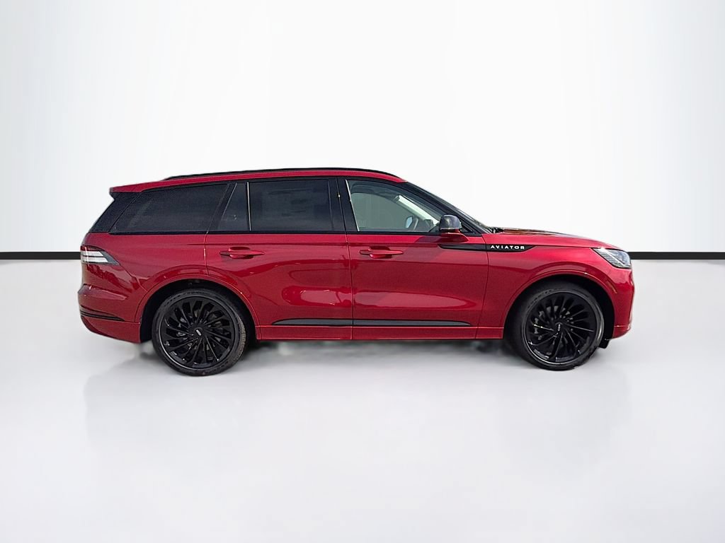 New 2026 Lincoln Aviator Reserve AWD/4WD image 4