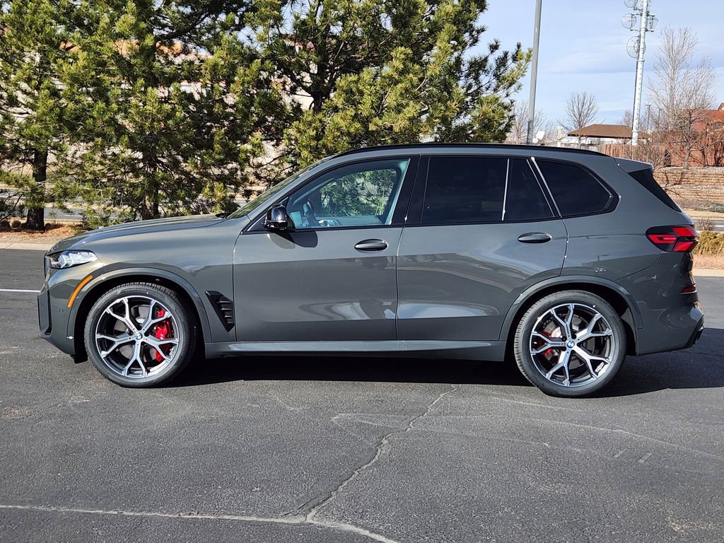 New 2026 BMW X5 M60i image 2