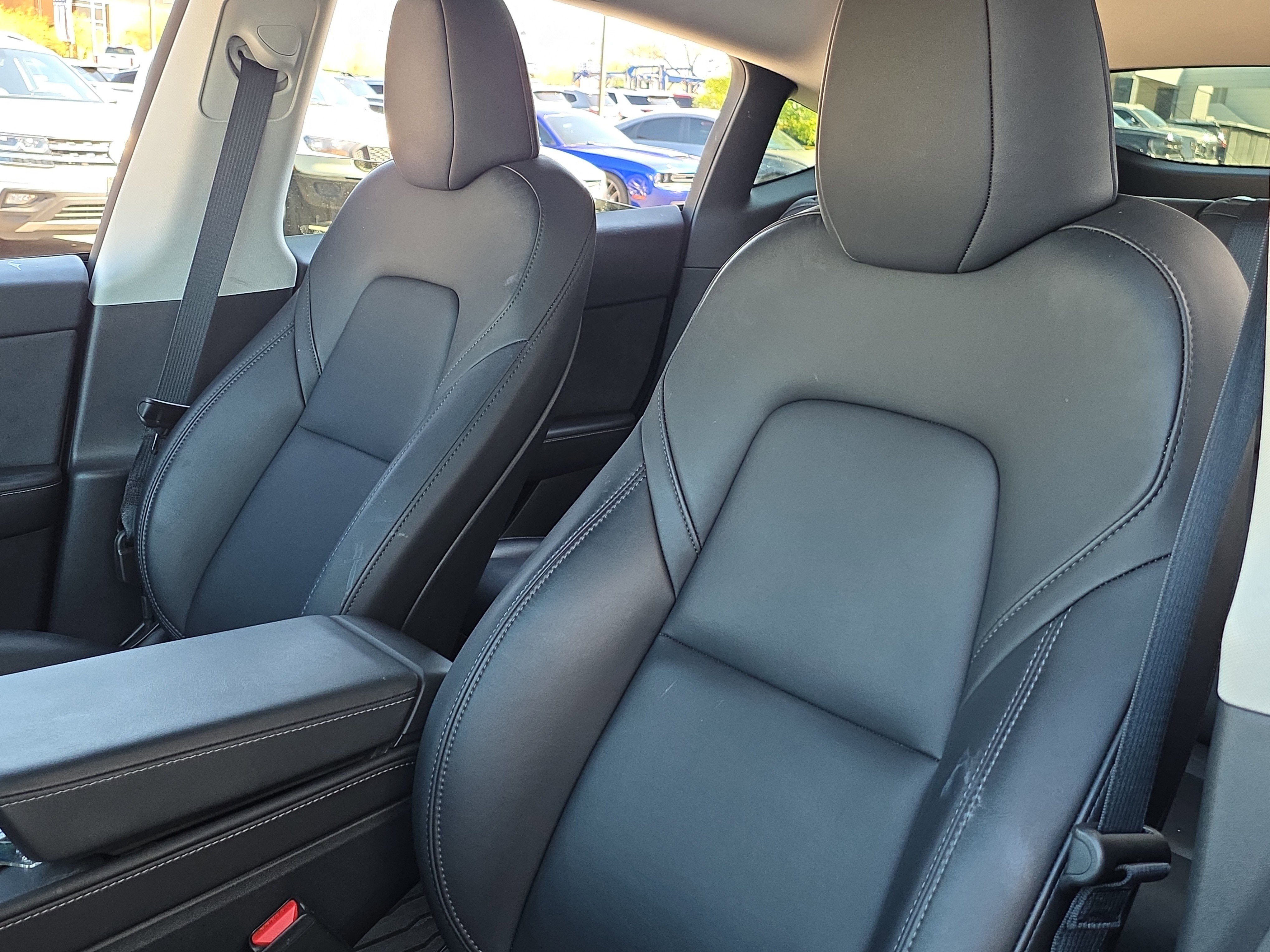 Used 2025 Tesla Model Y Long Range image 14