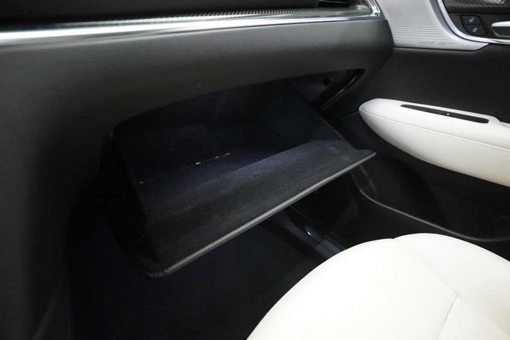 Used 2024 Cadillac XT5 Sportv AWD/4WD image 32
