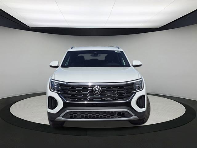 New 2026 Volkswagen Atlas Cross Sport SE image 2