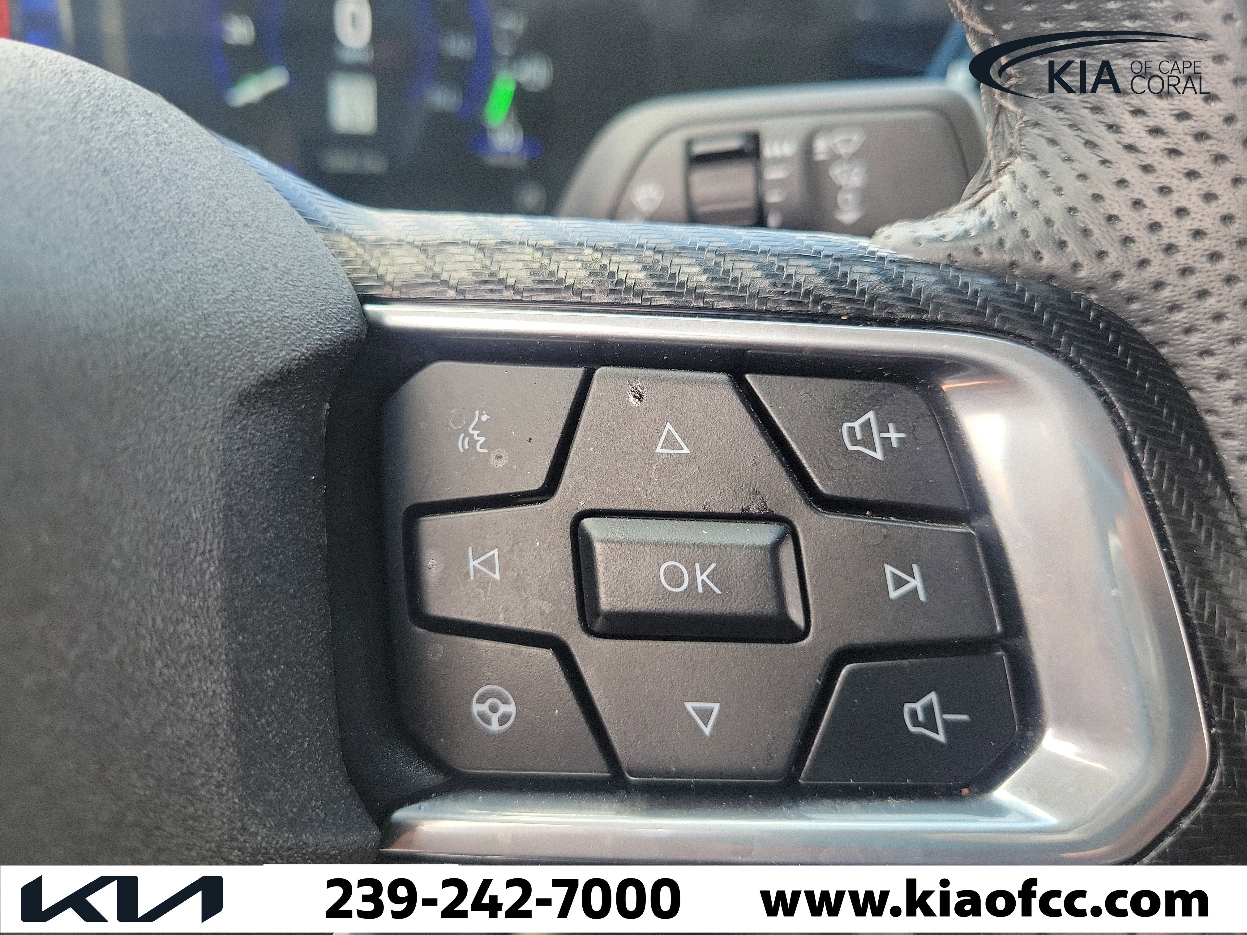 Used 2025 Ford Mustang GT Premium RWD image 27