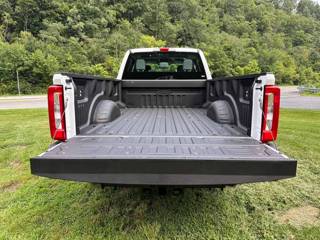 New 2026 Ford F250 XL w/ FX4 Off-Road Package AWD/4WD image 10
