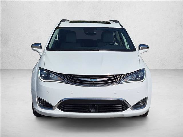Used 2018 Chrysler Pacifica Limited w/ Advanced Safetytec Group FWD image 2