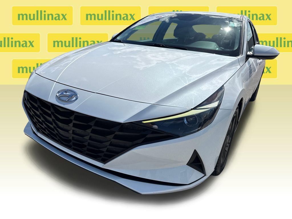 Used 2021 Hyundai Elantra SEL FWD image 10
