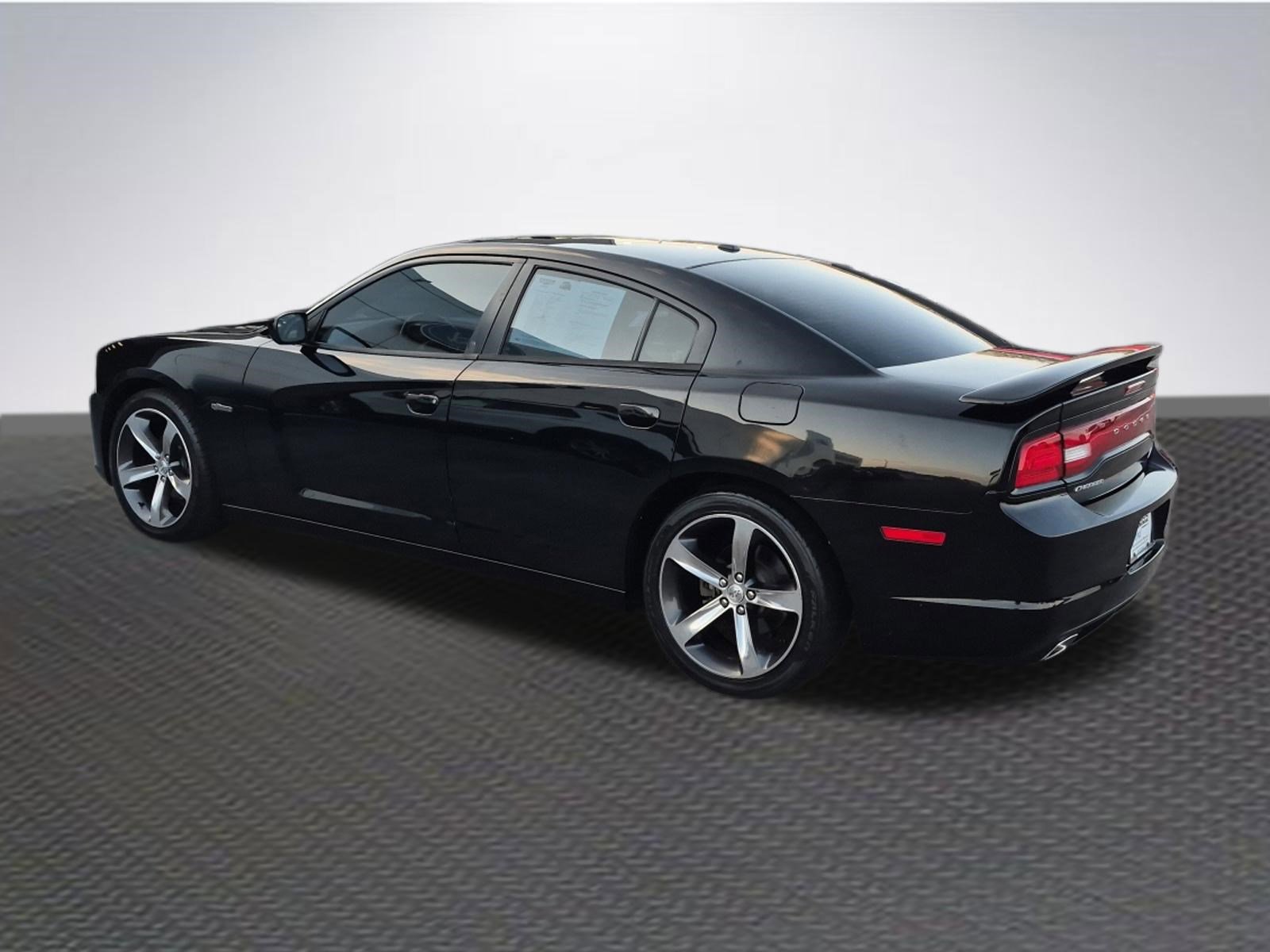 Used 2014 Dodge Charger SXT image 5