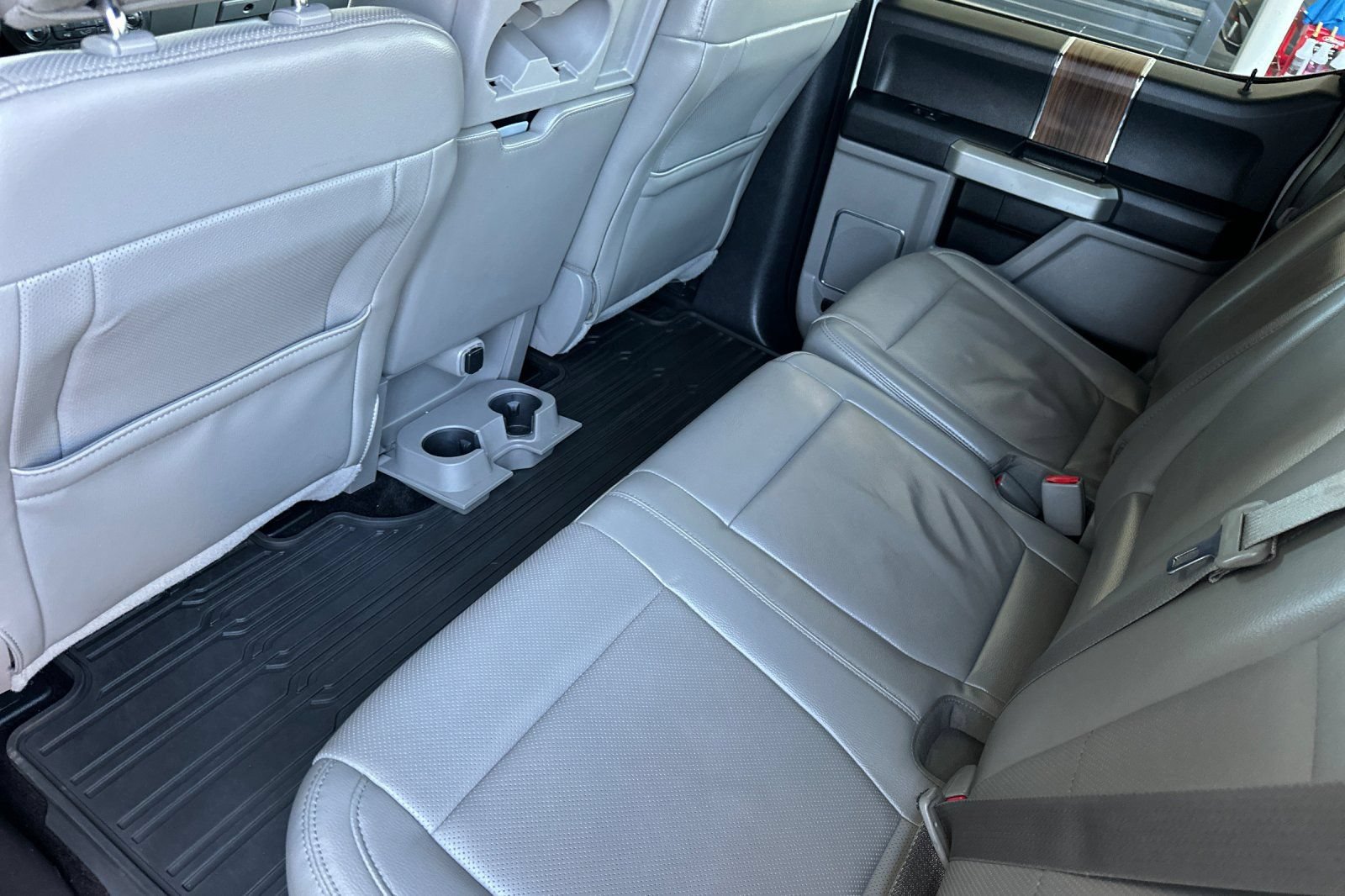 Used 2016 Ford F150 Lariat w/ Max Trailer Tow Package AWD/4WD image 12