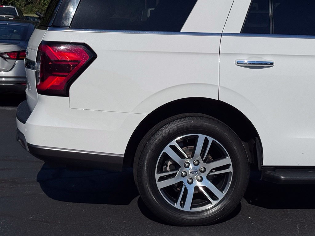 Used 2024 Ford Expedition Limited RWD image 48