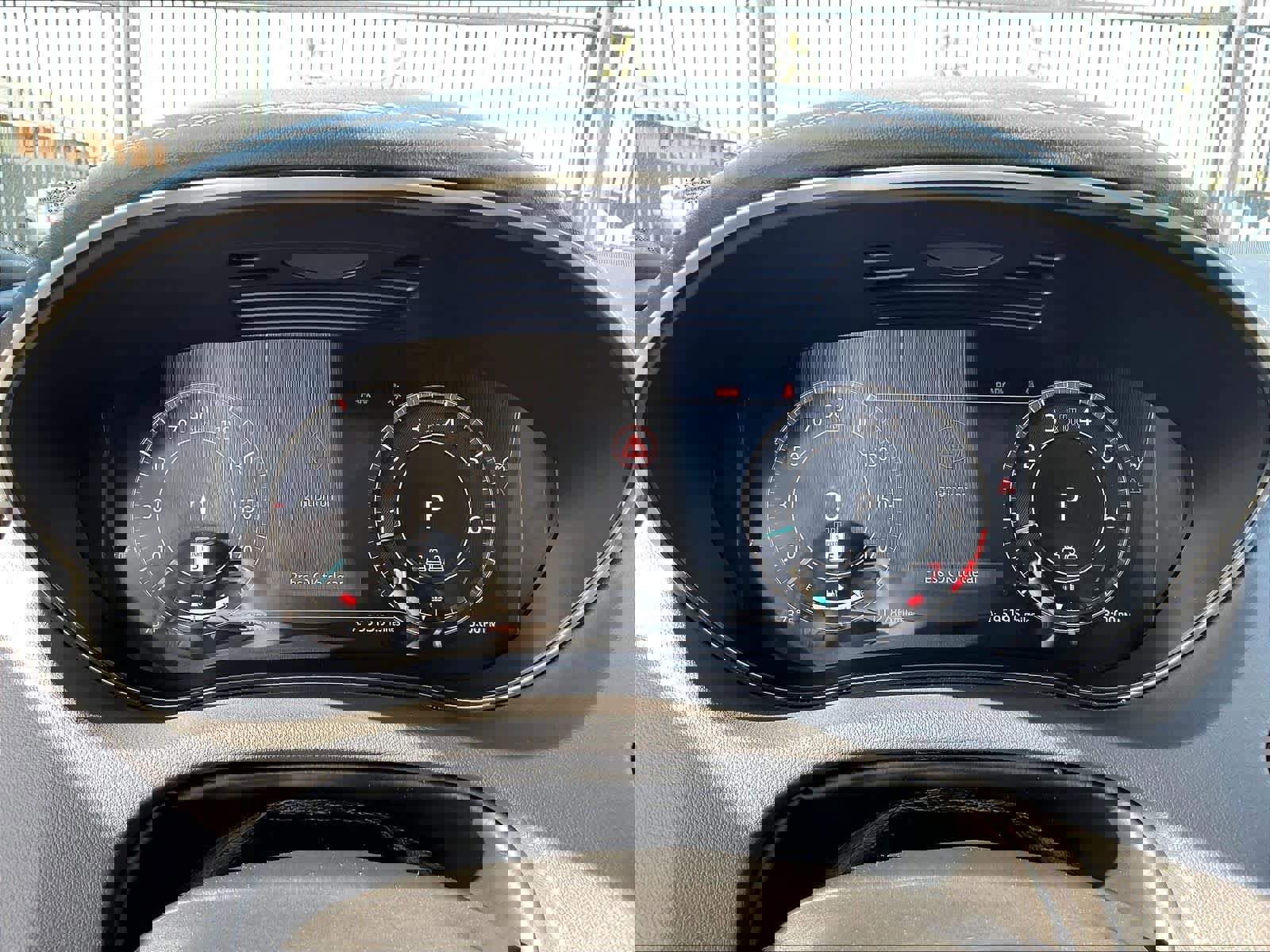 Used 2024 Jaguar E-PACE R-Dynamic SE image 22