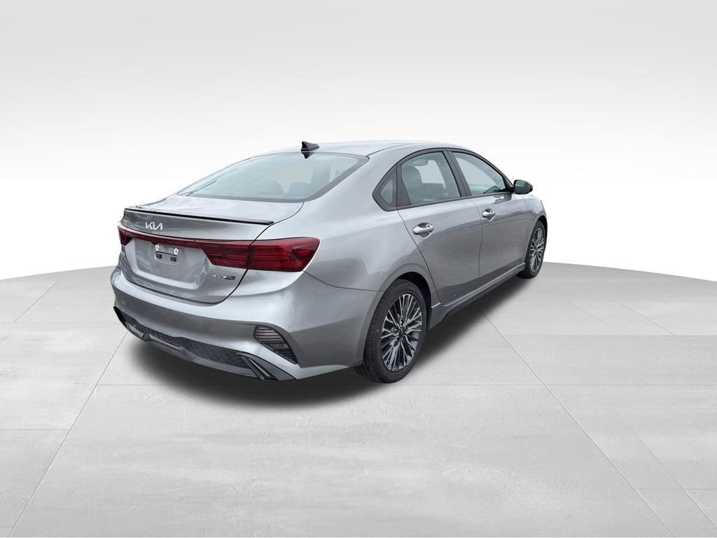 Certified 2023 Kia Forte GT-Line image 7