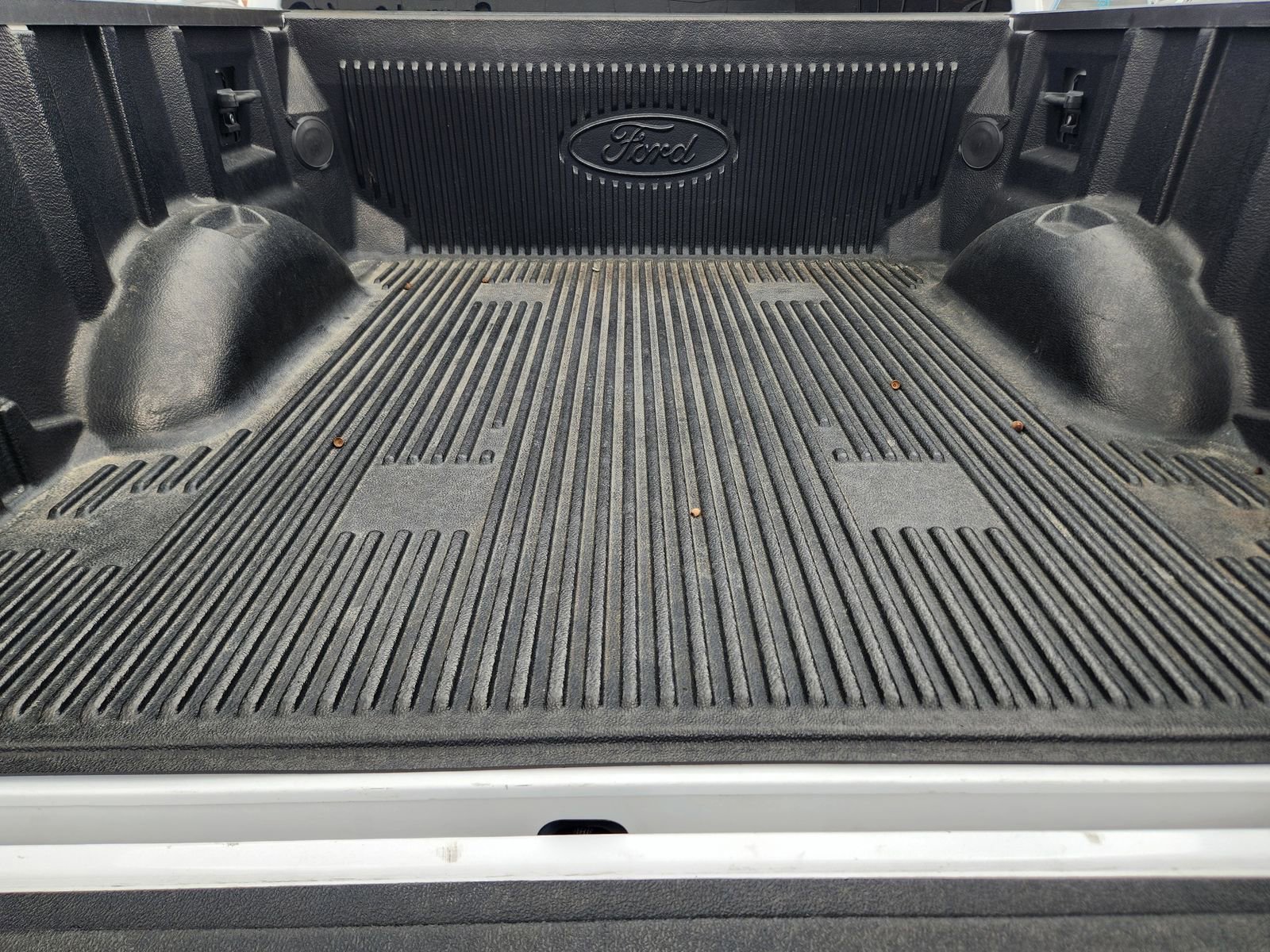 Used 2021 Ford F150 Lariat w/ Equipment Group 501A Mid image 34