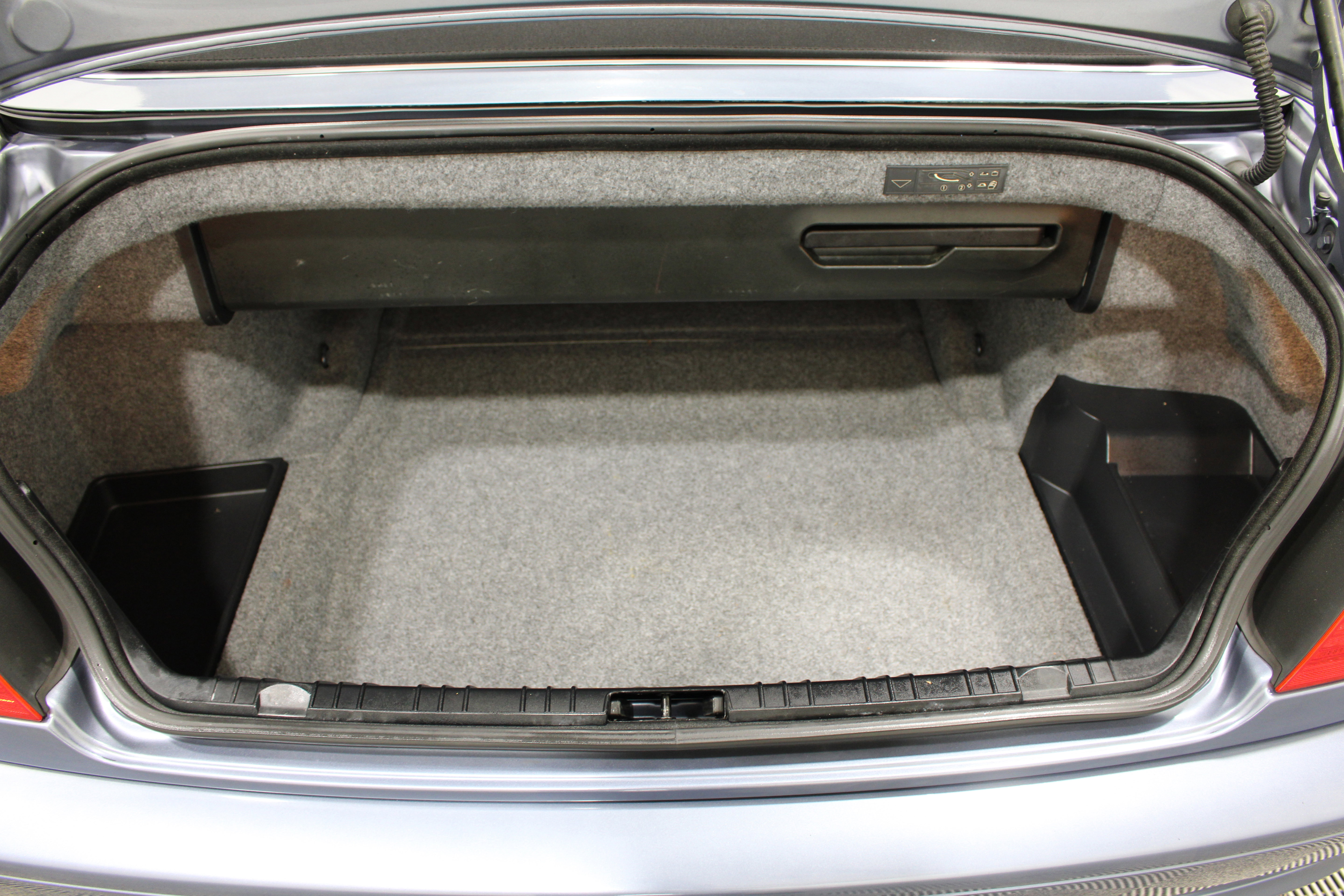 Used 2000 BMW 323ci Convertible RWD image 18
