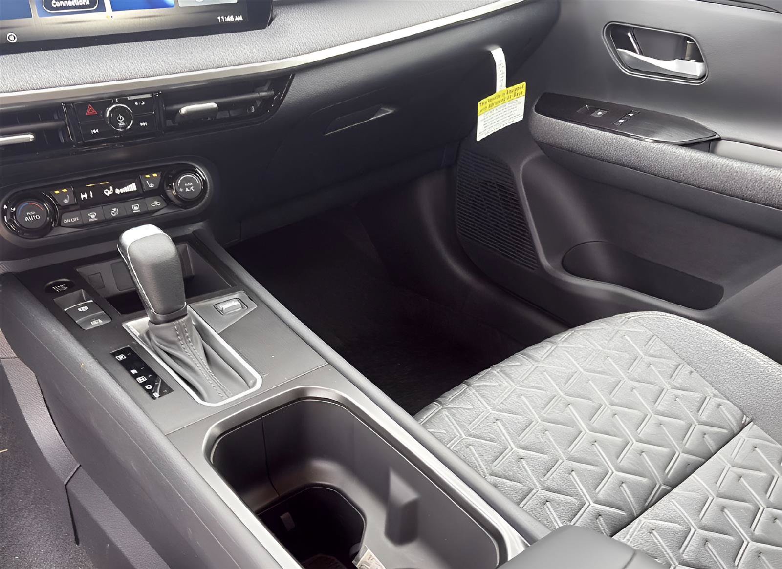 New 2026 Nissan Kicks SV w/ Cold Weather Package FWD image 15