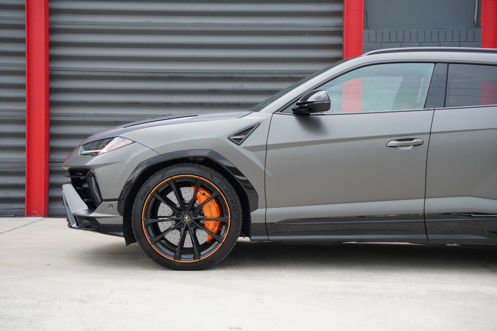 Used 2023 Lamborghini Urus S AWD/4WD image 9