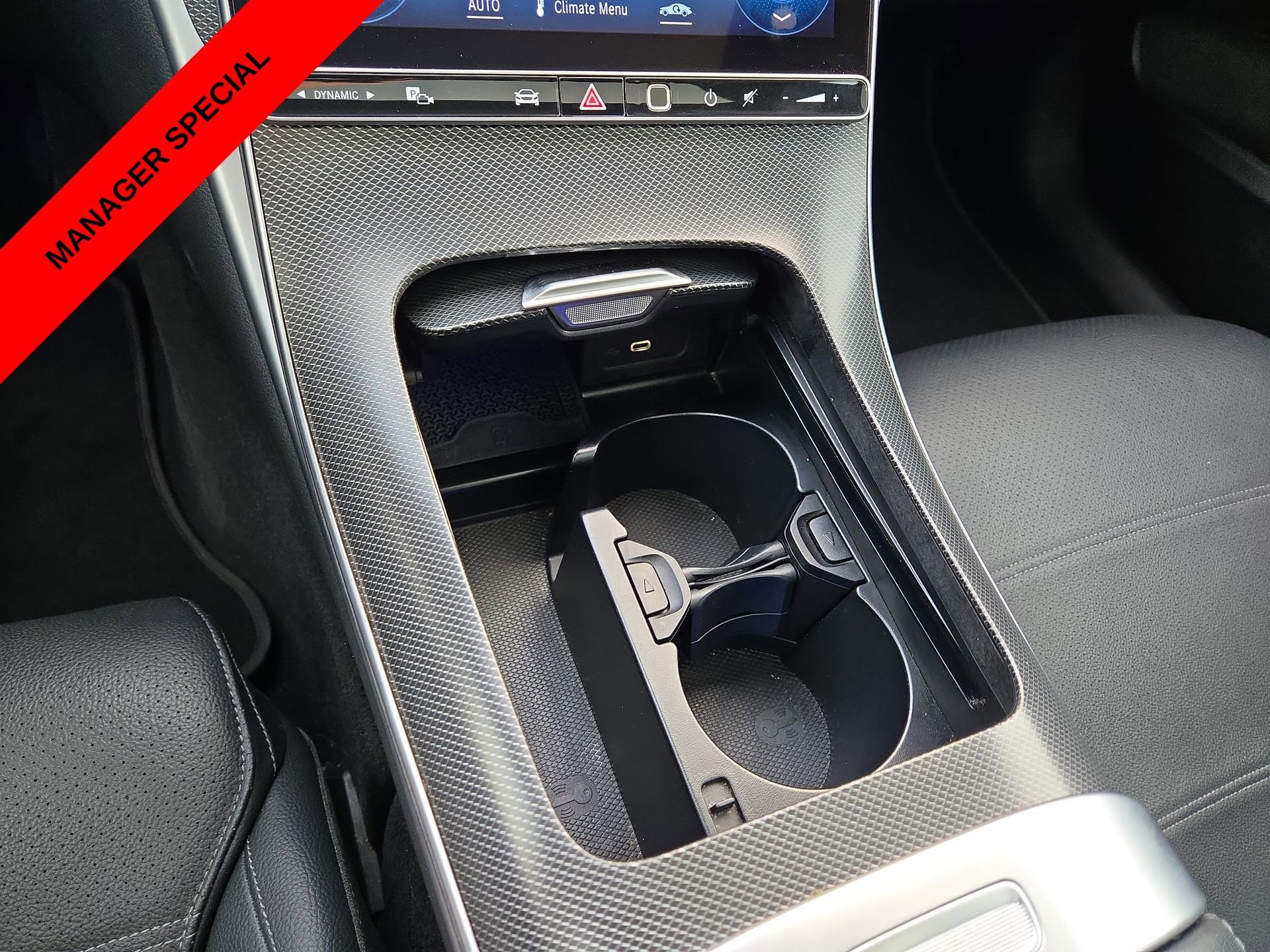 Used 2024 Mercedes-Benz C 300 4MATIC Sedan image 22